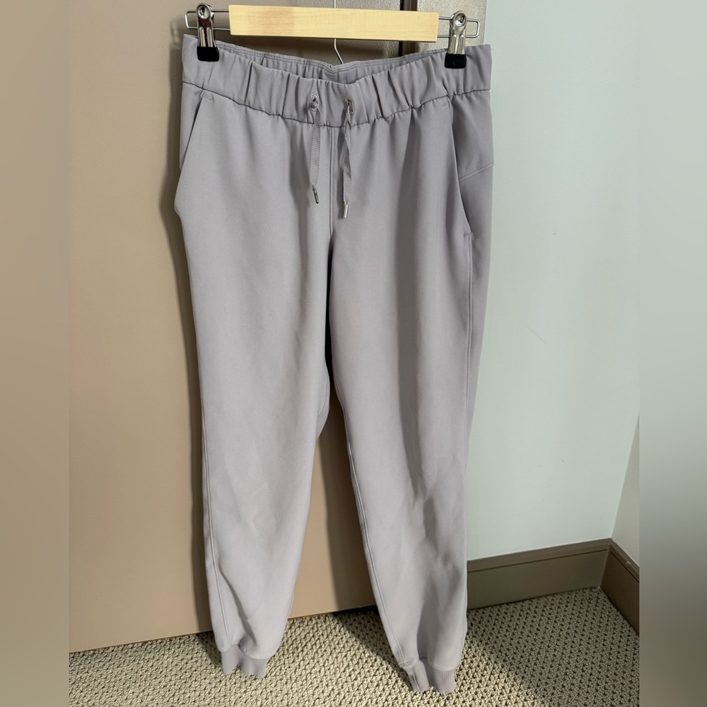 Lululemon On The Fly Jogger